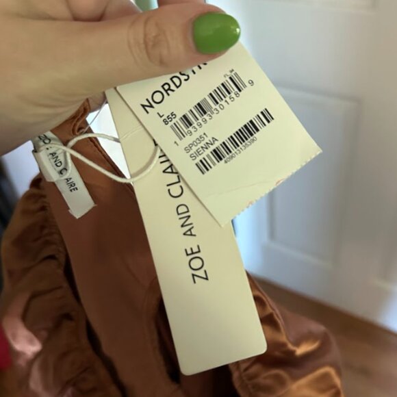 Elegant Copper Pleated Dress - Picture 4 of 6